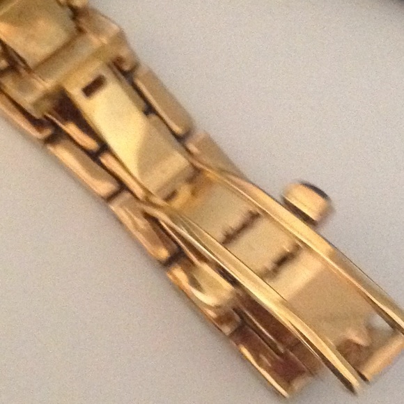 Square face Nixon watch - Picture 2 of 2